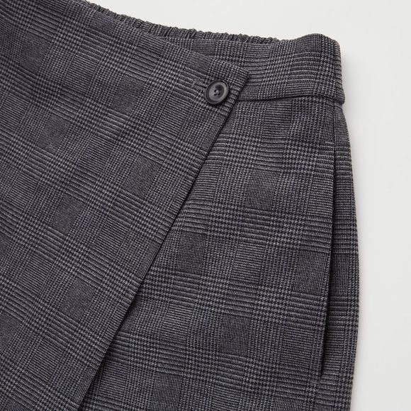 NWT UNIQLO Wrap Mini Skort - size small - Picture 4 of 7